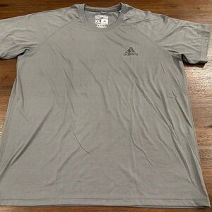 Adidas Men's Short Sleeve Gray Tee